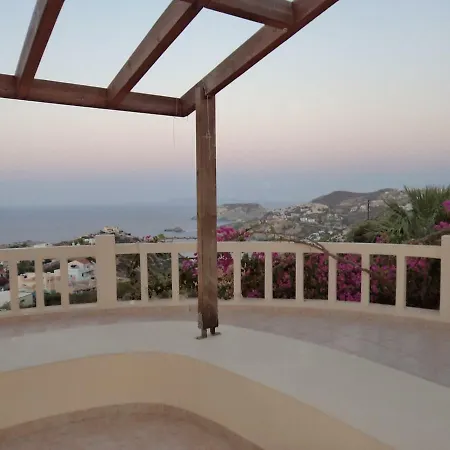 Modern With Gardens And Stunning Views Apartment