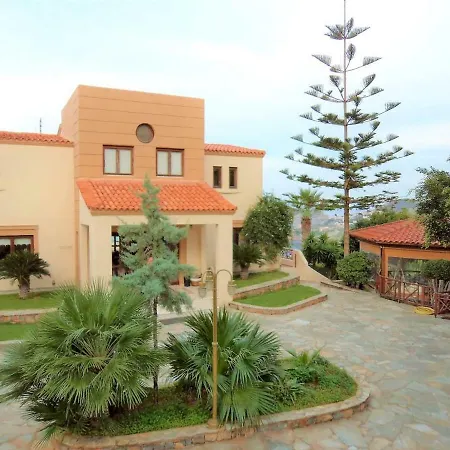 Modern With Gardens And Stunning Views Apartment *