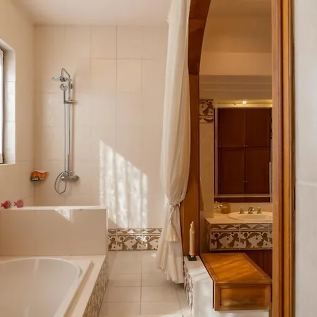 Modern With Gardens And Stunning Views Ligaria (Crete)